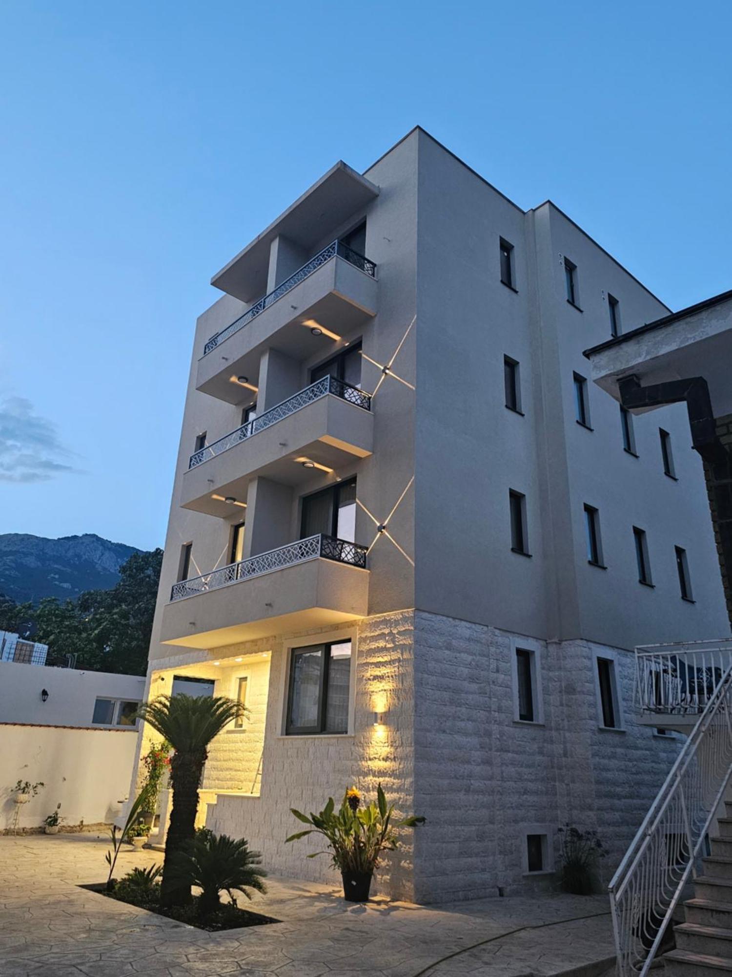 La Vida Apartments Budva Exteriör bild