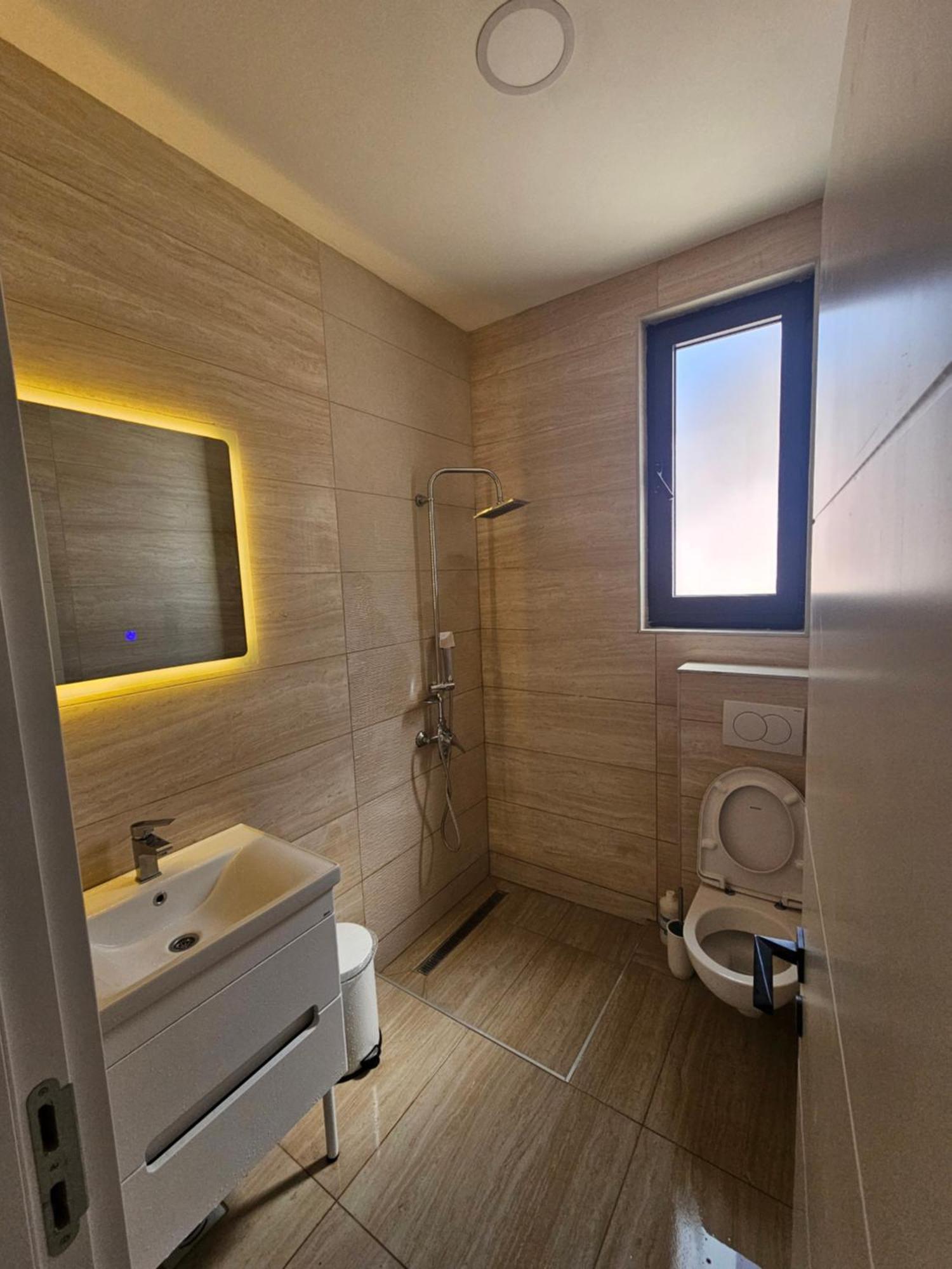 La Vida Apartments Budva Exteriör bild
