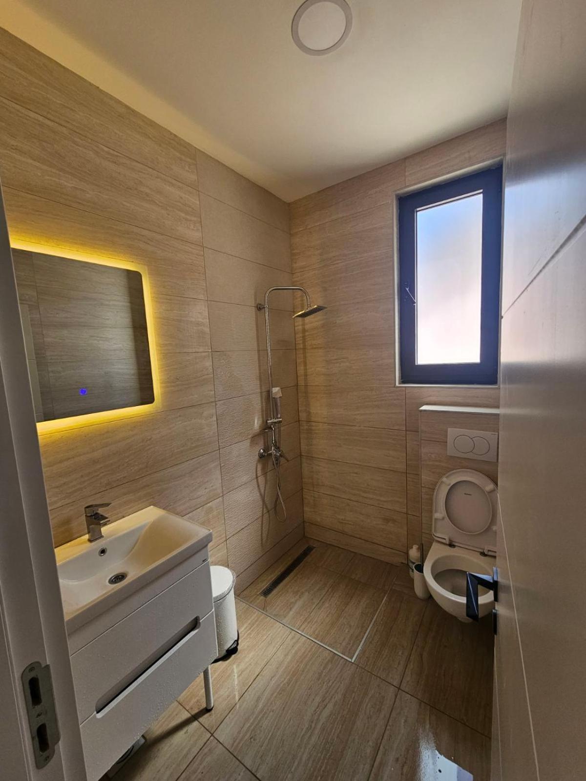 La Vida Apartments Budva Exteriör bild