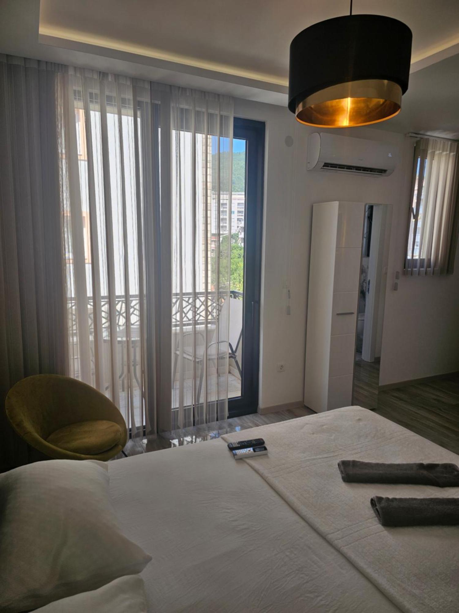 La Vida Apartments Budva Exteriör bild