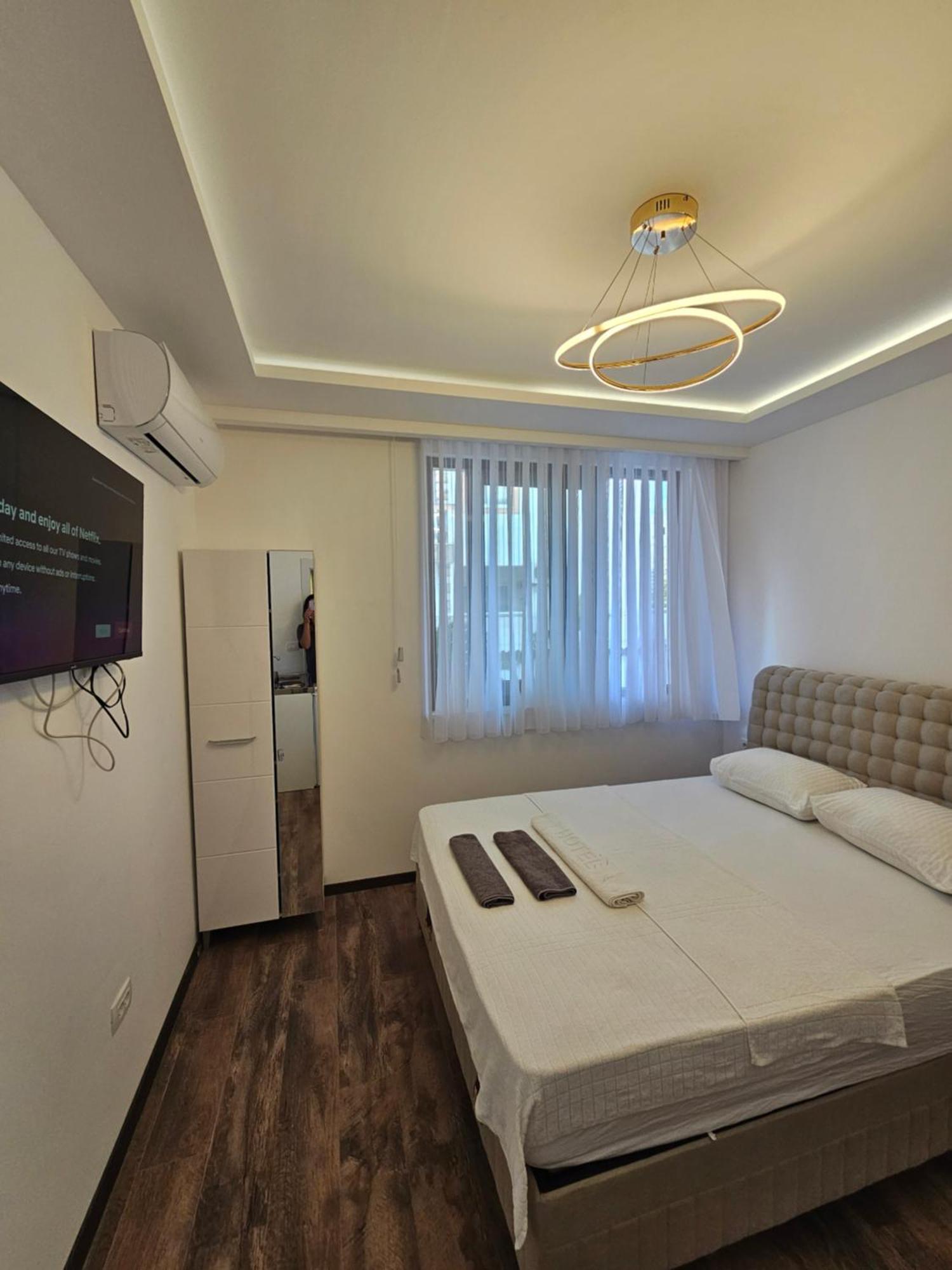 La Vida Apartments Budva Exteriör bild